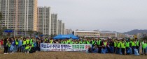 충정포럼 이웃돕기 성금 전달 관련 언론자료 사진